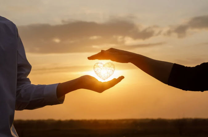 hands and sun